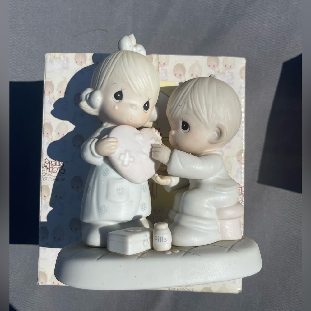 Precious Moments 'He's the Healer of Broken Hearts' Figurine w/box